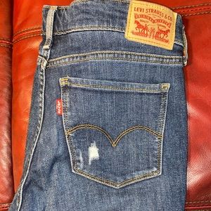 Women’s Levi’s 711 Skinny